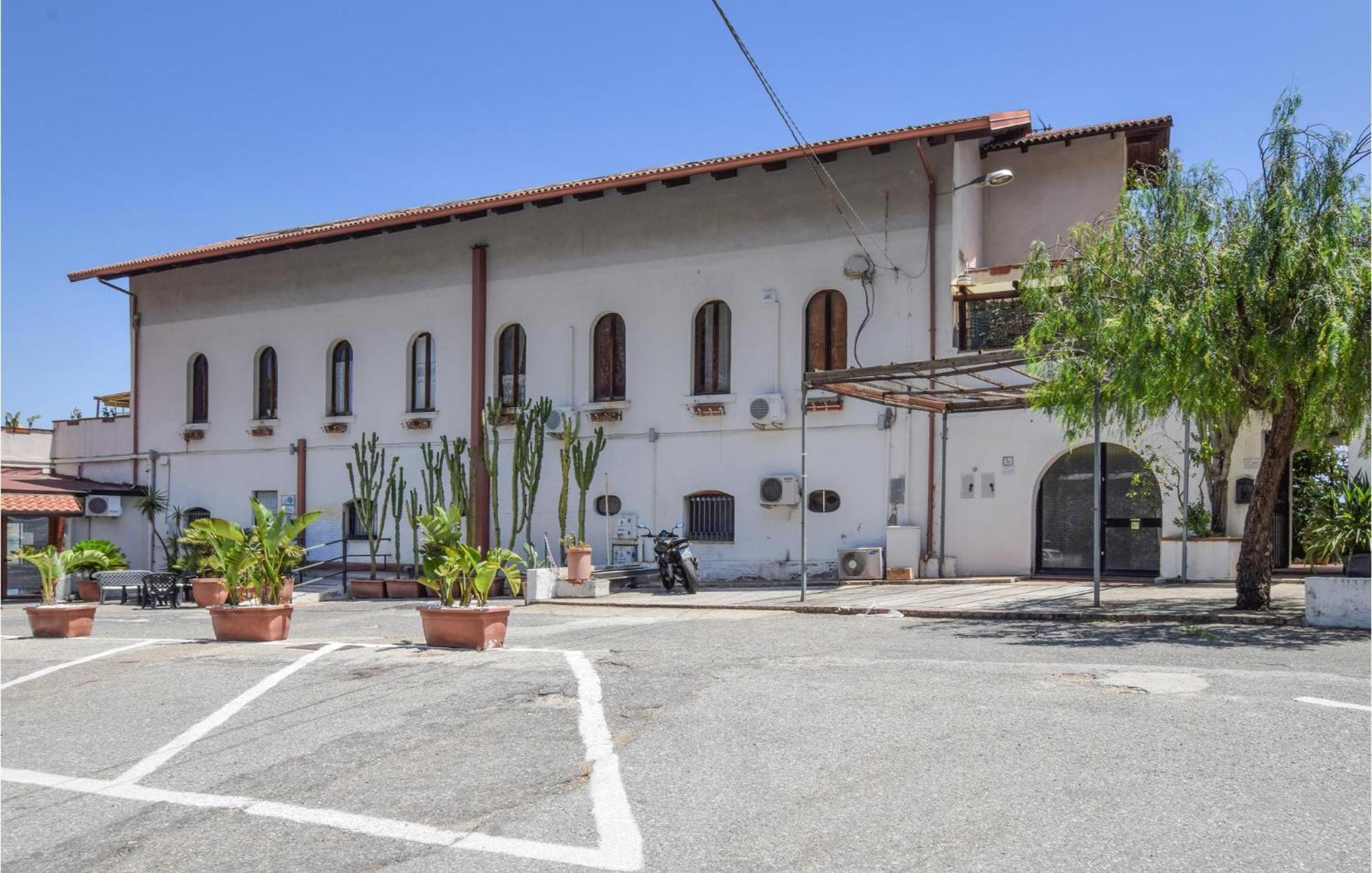 Villa Santa Marina Polistena エクステリア 写真